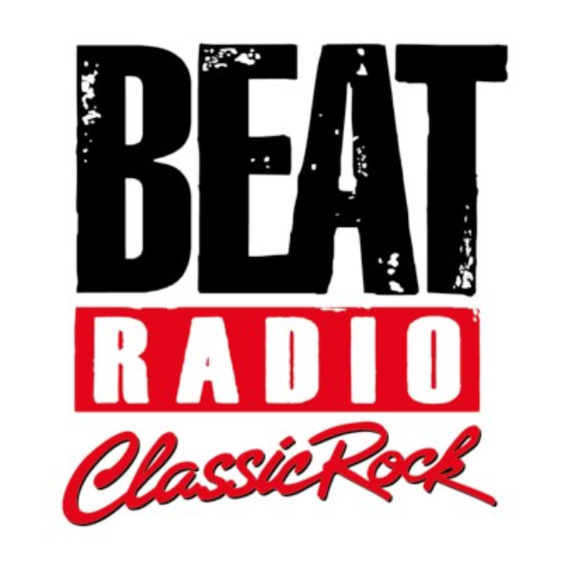 Plakat mit 'Beat Radio Classic Rock' in fetter schwarzer Schrift auf einem weißen Hintergrund, eingerahmt von einem hellgelben Rand und einem schwarzen äußeren Rahmen.