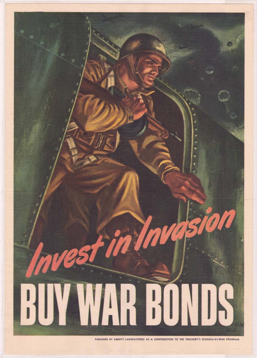 Plakat mit einem Soldaten in Helm und militärischer Uniform, der eine Waffe hält, mit der Aufschrift "Investiere in die Invasion, kaufe Kriegsanleihen" darüber, der eine entschlossene Miene zeigt.