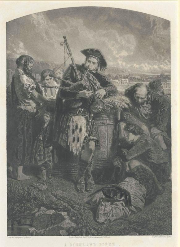 Schwarze und weiße Gravur eines Mannes, der vor einer Gruppe von Menschen eine Dudelsackpfeife spielt, unter einem bewölkten Himmel, mit Text unten, der "A Highland Pipe" lautet.