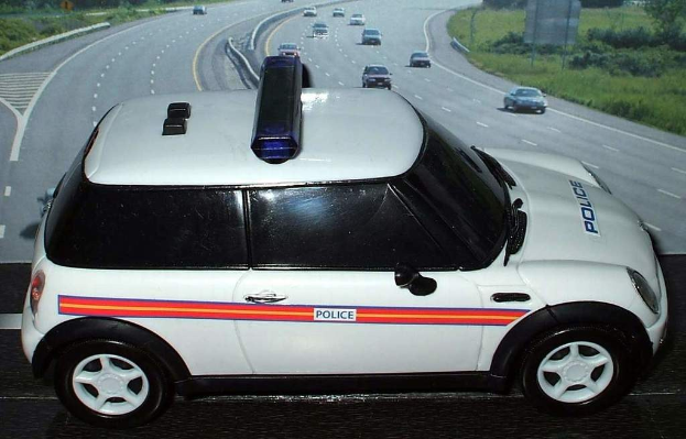 POL-SI: Erfolgreicher Sonder Einsatz an typischen Treffpunkten der Poser- und Tuner-Szene: Verkehrsdienst fand einige Verstöße #polsiwi